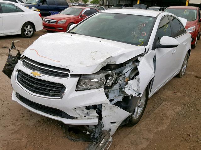 1G1PC5SB2F7245697 - 2015 CHEVROLET CRUZE LT WHITE photo 2