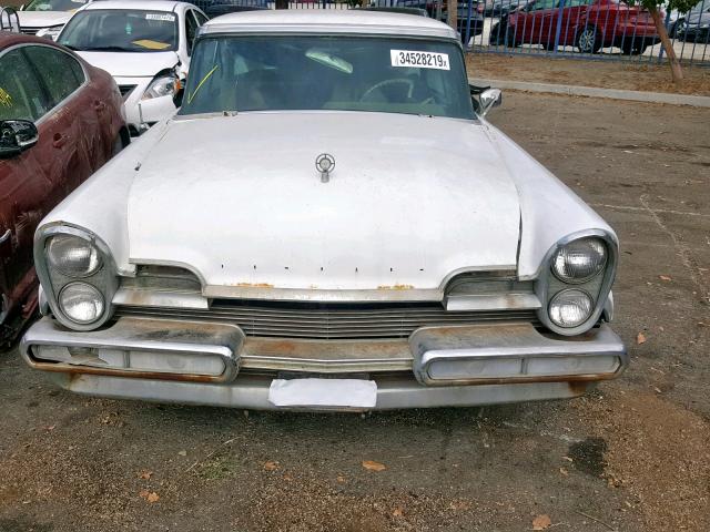 57WA43527L - 1957 LINCOLN PREMIERE WHITE photo 9