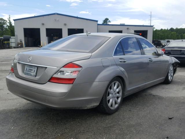 WDDNG71X17A104447 - 2007 MERCEDES-BENZ S 550 GRAY photo 4