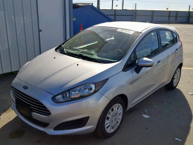 3FADP4TJ5EM186945 - 2014 FORD FIESTA S SILVER photo 2