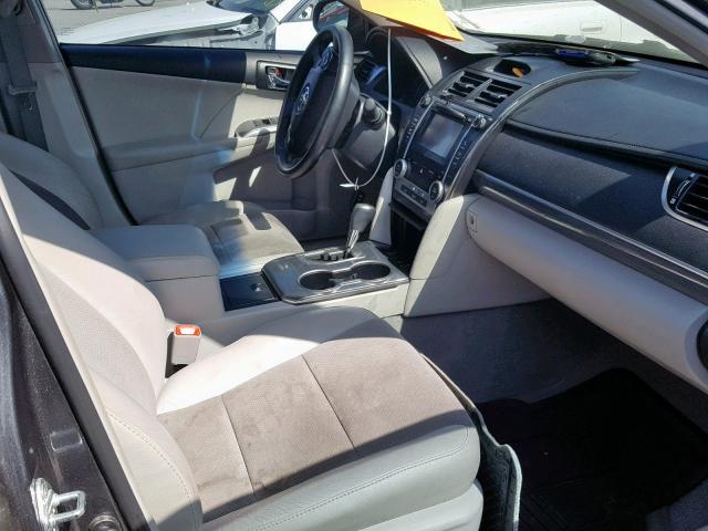 4T1BD1FKXCU024388 - 2012 TOYOTA CAMRY HYBR GRAY photo 5