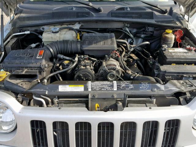 1J4GL58K12W139346 - 2002 JEEP LIBERTY LI SILVER photo 7