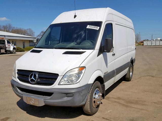 WDYPF0CC3B5519301 - 2011 FREIGHTLINER SPRINTER 3 WHITE photo 2