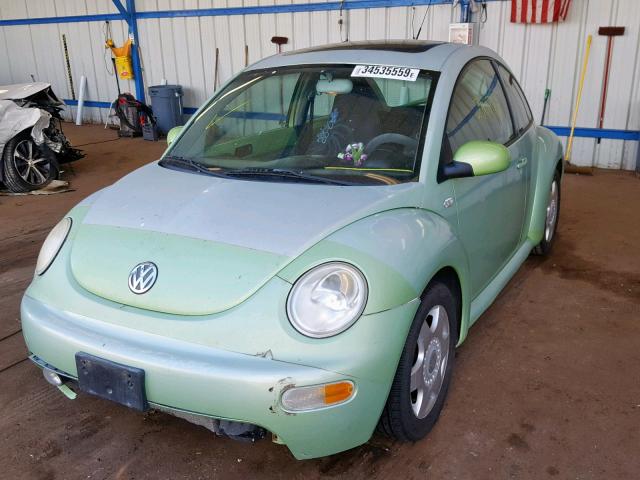 3VWCP21CX1M422365 - 2001 VOLKSWAGEN NEW BEETLE Grün Foto 2