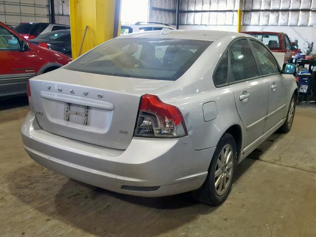 YV1MS382492432377 - 2009 VOLVO S40 2.4I SILVER photo 4