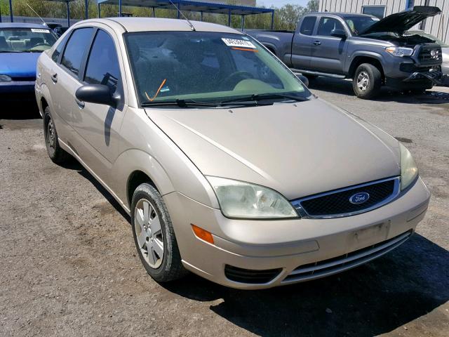 1FAFP34NX6W233148 - 2006 FORD FOCUS ZX4 GOLD photo 1