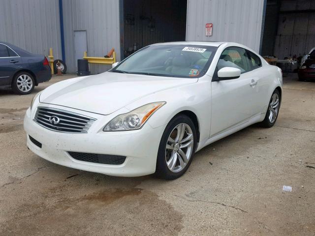 JNKCV64EX8M115103 - 2008 INFINITI G37 BASE WHITE photo 2