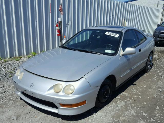 JH4DC4362YS006784 - 2000 ACURA INTEGRA GS SILVER photo 2