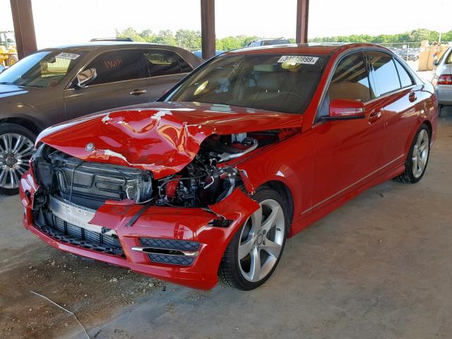 WDDGF4HB5EA967673 - 2014 MERCEDES-BENZ C 250 RED photo 2