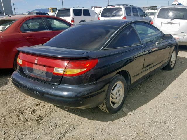 1G8ZG1277WZ173368 - 1998 SATURN SC2 BLACK photo 4