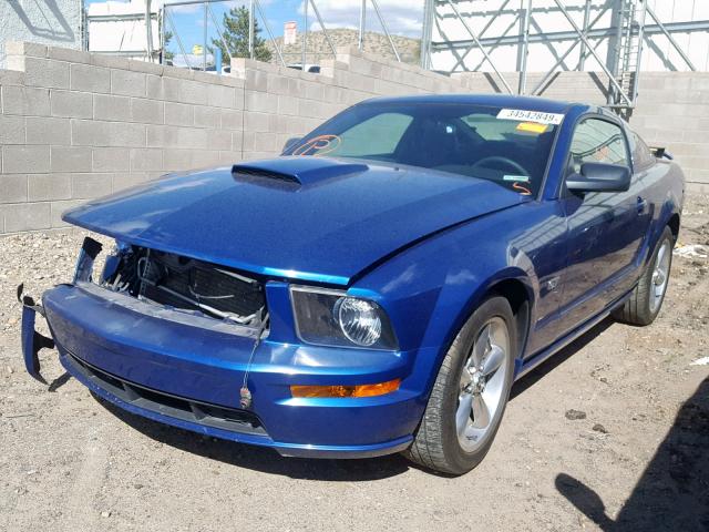 1ZVHT82H685166336 - 2008 FORD MUSTANG GT BLUE photo 2