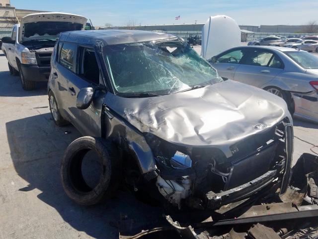 KNDJN2A23F7146975 - 2015 KIA SOUL  photo 9