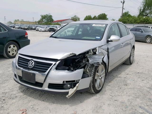 WVWJK7AN2AE142744 - 2010 VOLKSWAGEN PASSAT KOM SILVER photo 2