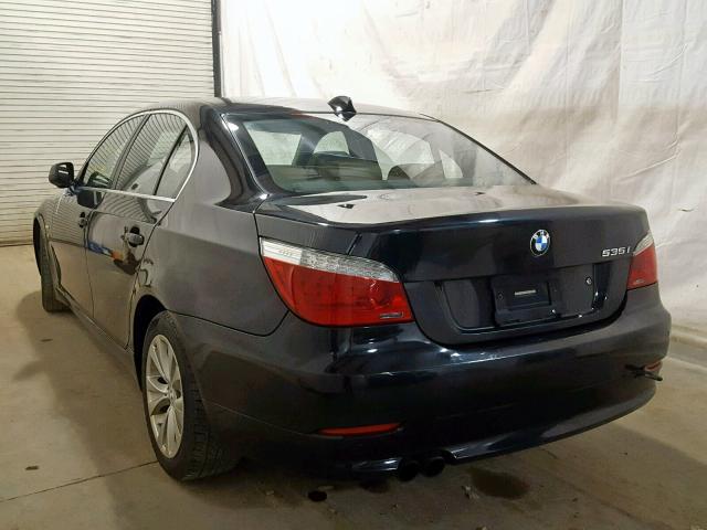 WBANV9C56AC390070 - 2010 BMW 535 XI BLACK photo 3