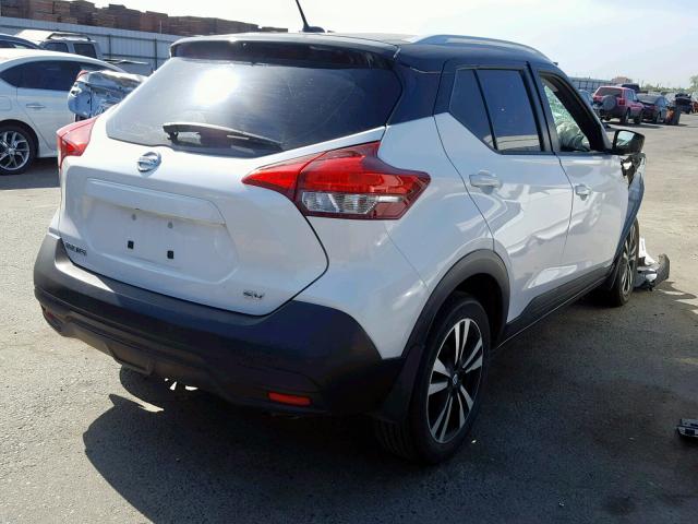 3N1CP5CU4JL512503 - 2018 NISSAN KICKS S WHITE photo 4