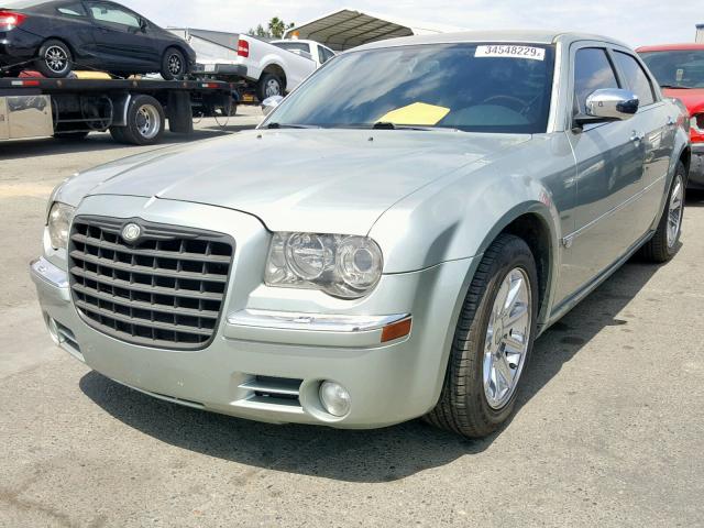 2C3KA63H86H357073 - 2006 CHRYSLER 300C SILVER photo 2