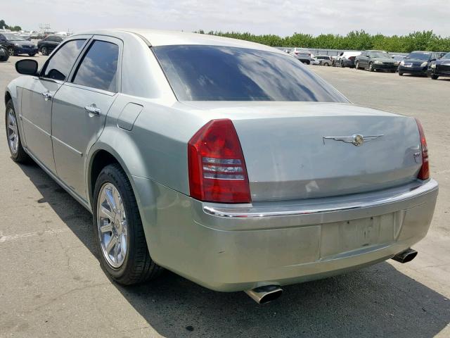 2C3KA63H86H357073 - 2006 CHRYSLER 300C SILVER photo 3