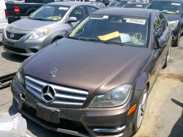 WDDGF4HBXDR242005 - 2013 MERCEDES-BENZ C 250 BROWN photo 2