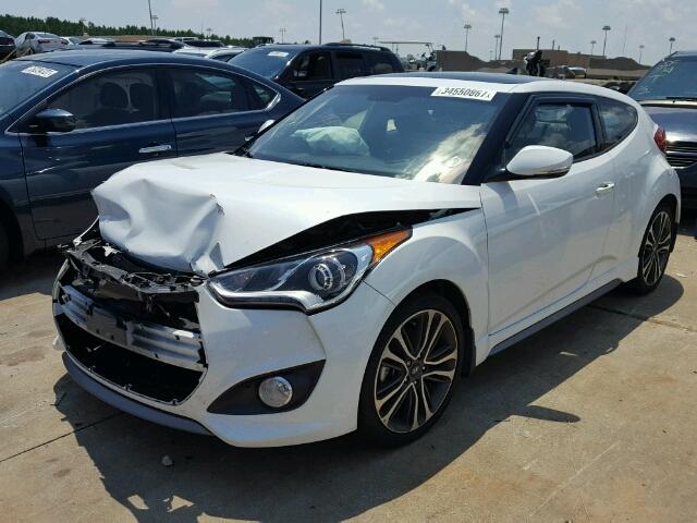 KMHTC6AE9GU268271 - 2016 HYUNDAI VELOSTER T WHITE photo 2