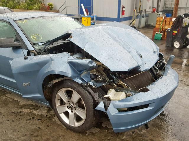 1ZVFT82H565213988 - 2006 FORD MUSTANG GT BLUE photo 9