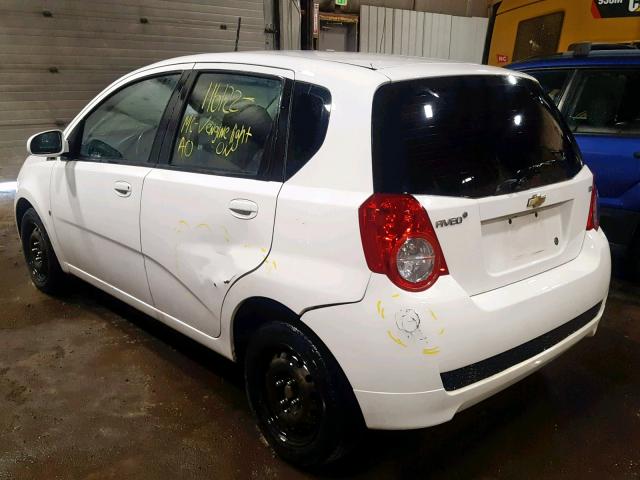 KL1TD66E49B623329 - 2009 CHEVROLET AVEO LS WHITE photo 3