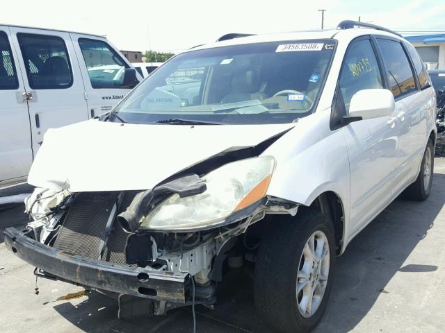 5TDZA22C06S475712 - 2006 TOYOTA SIENNA XLE WHITE photo 2