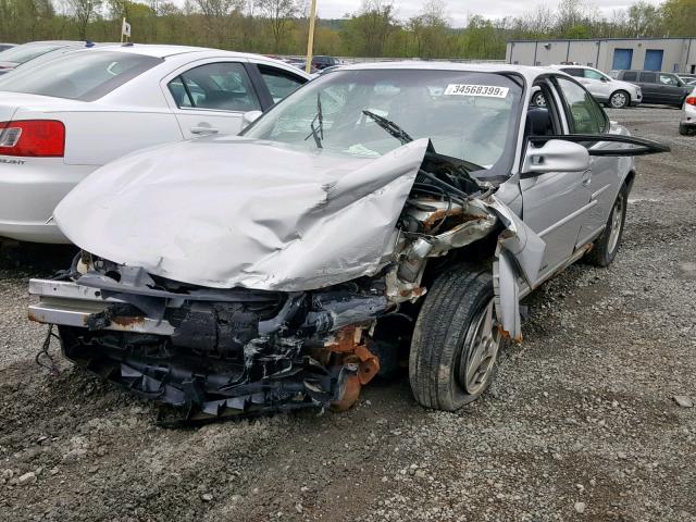 1G2WK52J32F233933 - 2002 PONTIAC GRAND PRIX SILVER photo 2