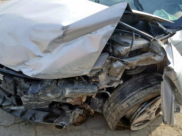 1G2WK52J32F233933 - 2002 PONTIAC GRAND PRIX SILVER photo 9