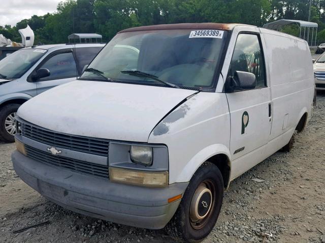 1GCDM19WXTB118424 - 1996 CHEVROLET ASTRO WHITE photo 2