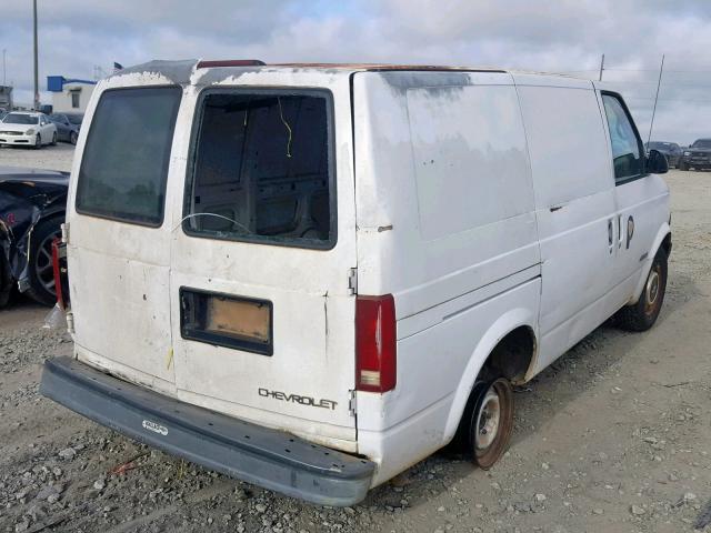 1GCDM19WXTB118424 - 1996 CHEVROLET ASTRO WHITE photo 4