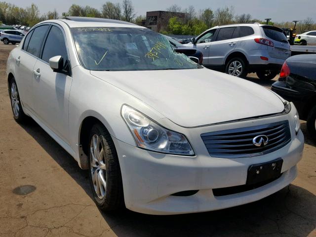 JNKCV61F19M357793 - 2009 INFINITI G37 WHITE photo 1