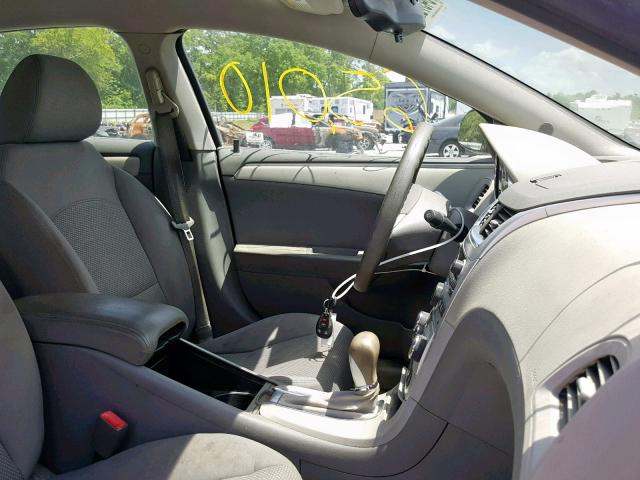 1G1ZB5EB7AF262629 - 2010 CHEVROLET MALIBU LS BLACK photo 5