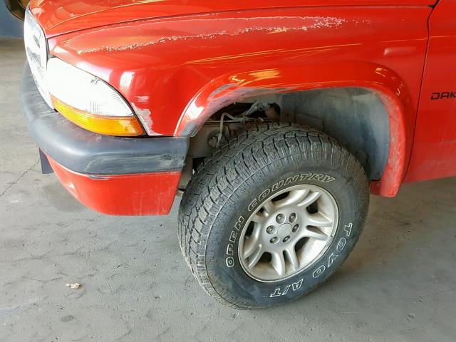 1B7GG2AZX1S134278 - 2001 DODGE DAKOTA QUA RED photo 9