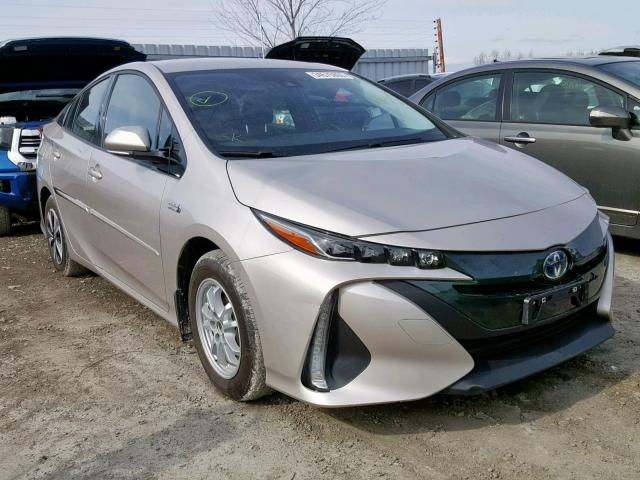 JTDKARFP8J3068321 - 2018 TOYOTA PRIUS PRIM 银色 照片 1