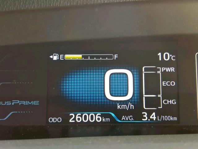 JTDKARFP8J3068321 - 2018 TOYOTA PRIUS PRIM 银色 照片 8