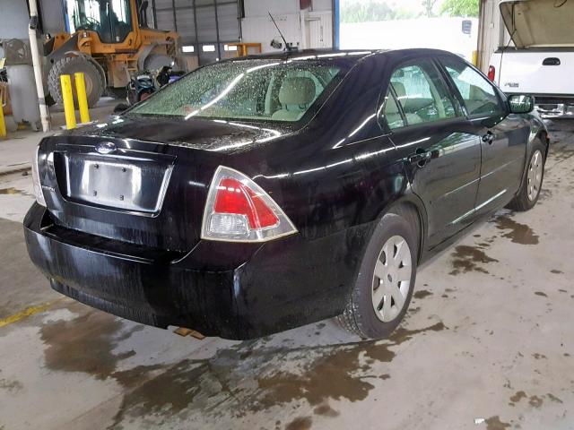 3FAHP06Z88R202378 - 2008 FORD FUSION S BLACK photo 4