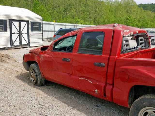 1D7HW28N35S236303 - 2005 DODGE DAKOTA QUA RED photo 9