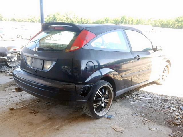 3FAFP31341R144075 - 2001 FORD FOCUS ZX3 BLACK photo 4