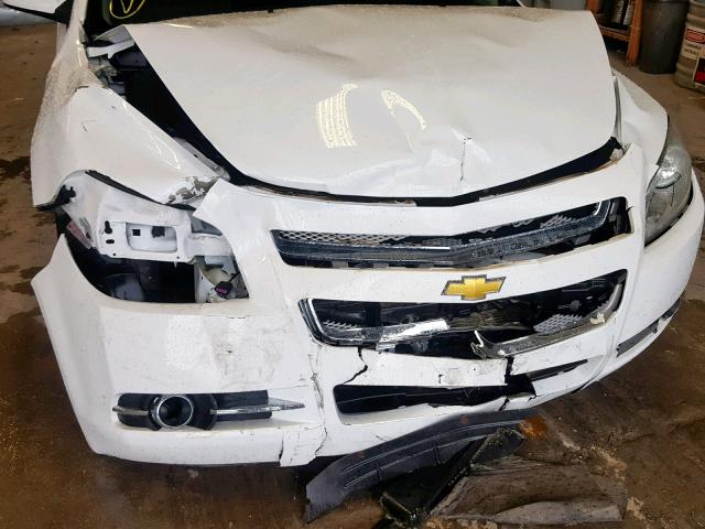 1G1ZE5E10BF113074 - 2011 CHEVROLET MALIBU LTZ თეთრი ფოტო 9