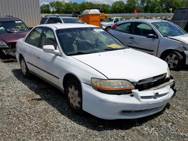 JHMCG5642XC017048 - 1999 HONDA ACCORD LX WHITE photo 1