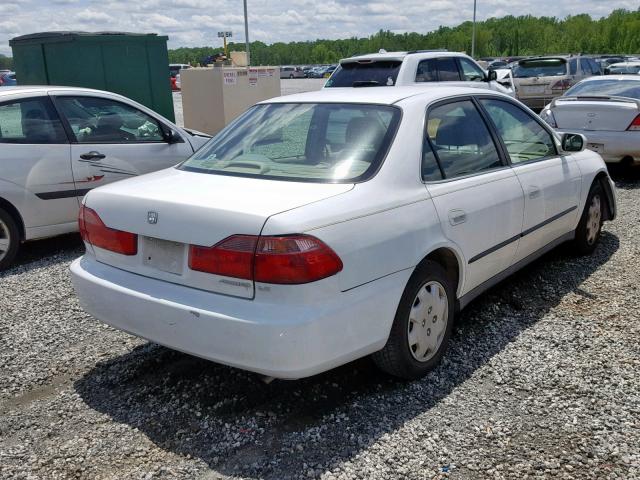 JHMCG5642XC017048 - 1999 HONDA ACCORD LX WHITE photo 4