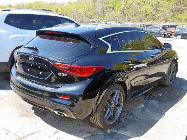 SJKCH5CP4JA045818 - 2018 INFINITI QX30 BASE BLACK photo 4