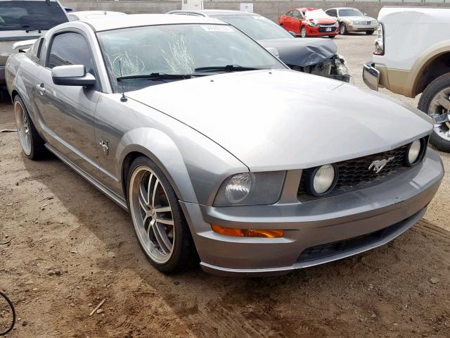 1ZVHT82H695119356 - 2009 FORD MUSTANG GT SILVER photo 1