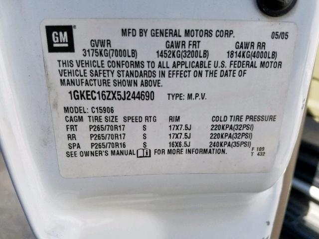 1GKEC16ZX5J244690 - 2005 GMC YUKON XL C WHITE photo 10