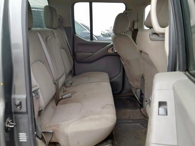 1N6AD07W05C432285 - 2005 NISSAN FRONTIER C GRAY photo 6