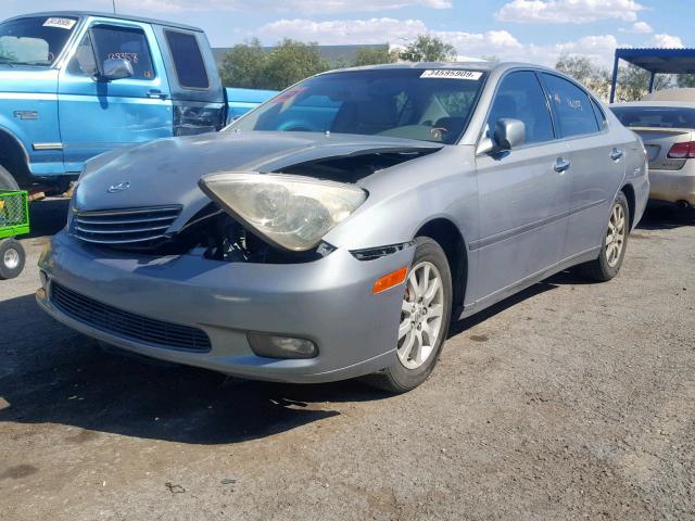 JTHBF30G330114003 - 2003 LEXUS ES 300 GREEN photo 2