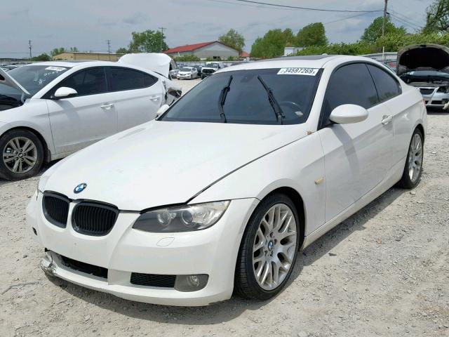 WBAWV13538P119668 - 2008 BMW 328 I SULE WHITE photo 2