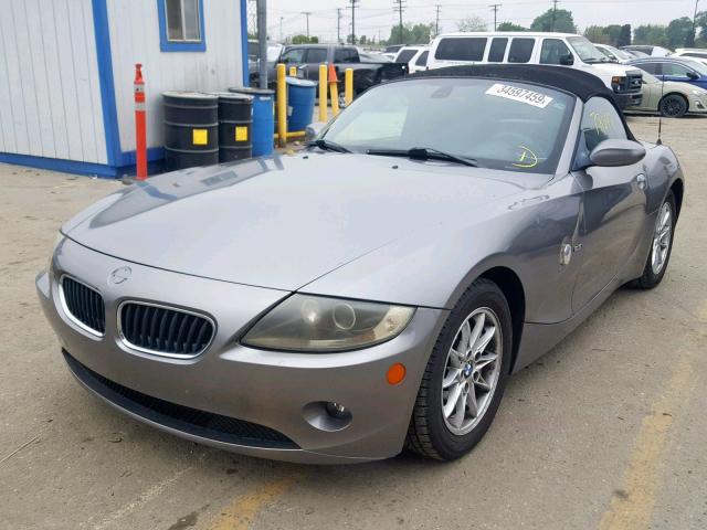 4USBT33595LS57425 - 2005 BMW Z4 2.5 GRAY photo 2