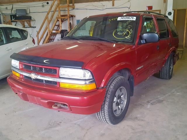 1GNDT13X13K135706 - 2003 CHEVROLET BLAZER RED photo 2