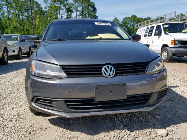 3VW1K7AJ4DM222698 - 2013 VOLKSWAGEN JETTA BASE GRAY photo 9